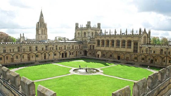 Reino Unido: Becas para Postgrado en Varios Temas University of Oxford