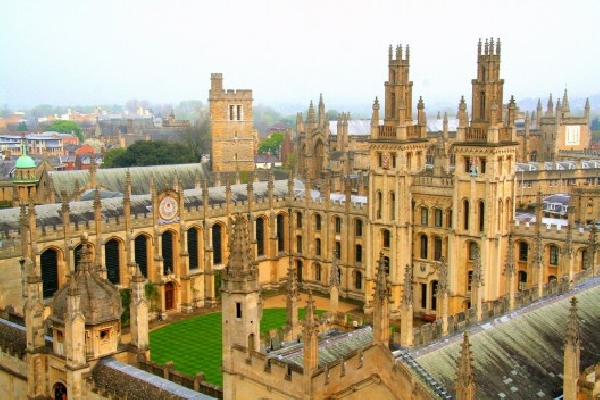 Reino Unido: Becas para Postgrado en Varios Temas University of Oxford