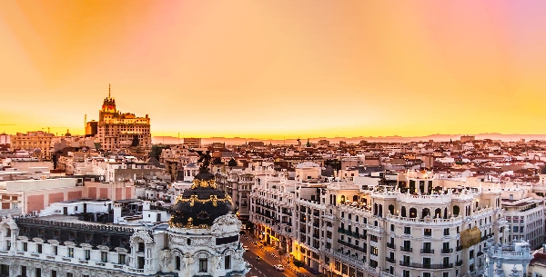 España: Becas para Maestría en Proyectos Cinematográficos AECID/Fundación Carolina