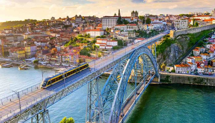 Portugal: Premio en  Periodismo de Salud Global y Medicina Tropical IHMT  Santander